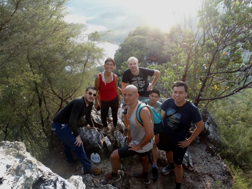 Bukit Tabur hike group